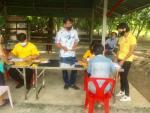 ลงพื้นที่แจกเงินเยียวยากลุ่มเปราะบางที่ได้รับผลกระทบของการระบาดโรคติดเชื้อไวรัสโคโรน่า 201...